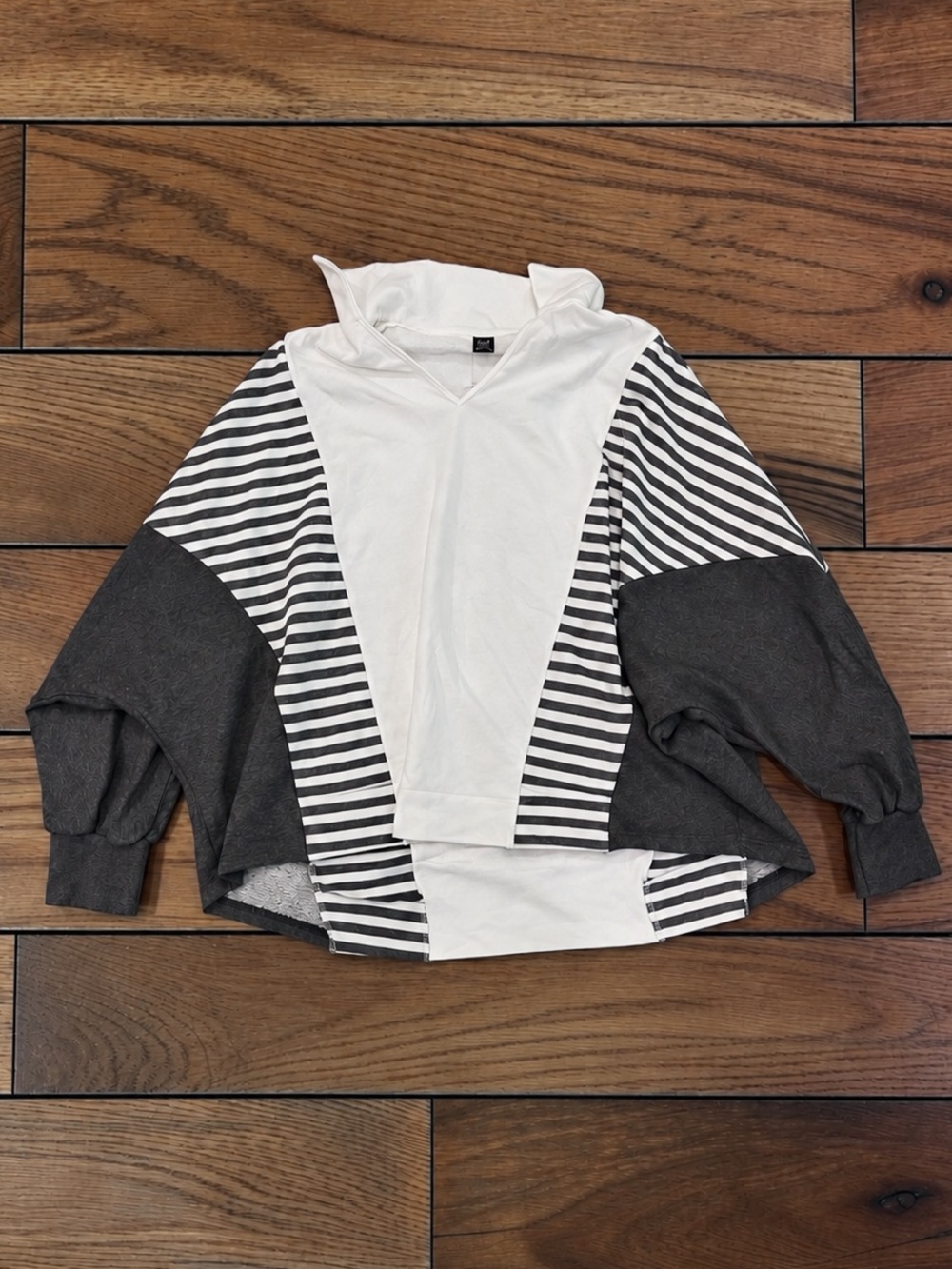 SHEIN BohoFeels Women’s Colorblock Striped Oversized Hoodie XS NWT